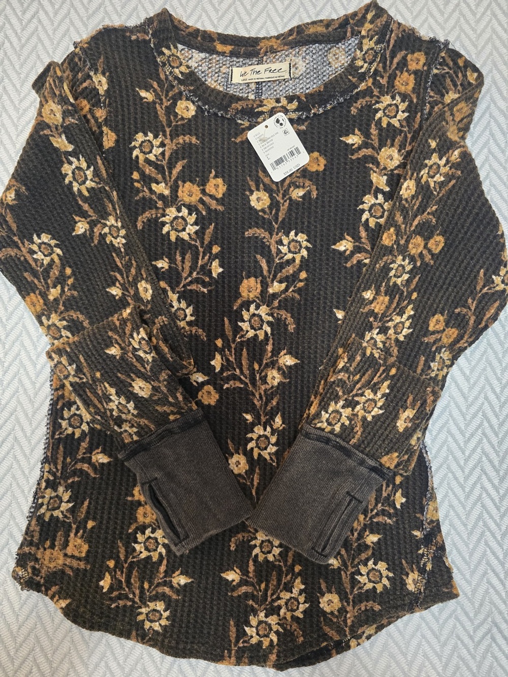 Free People Blk Motif size Large NWT
